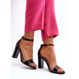 Černé sandály na vysokém podpatku Thakko černá 2 Černé sandály na vysokém podpatku Thakko černá 2