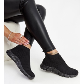 Černé lehké sportovní tenisky Václav černá 1 Černé lehké sportovní tenisky Václav černá 1