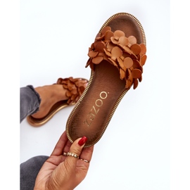 Dámské kožené žabky Zazoo 40381 na plochém podpatku hnědé hnědý 1