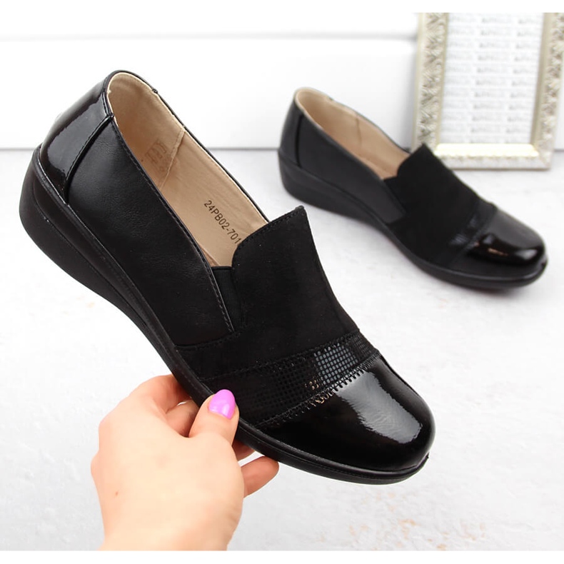 News Dámské pohodlné slip-on boty, černé Unisoft černý 1