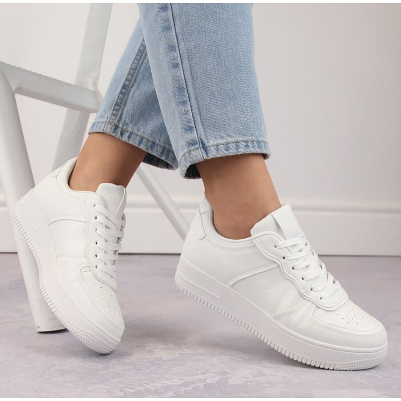 Sportovní obuv Potocki W WOL216A, bílá bílý 1