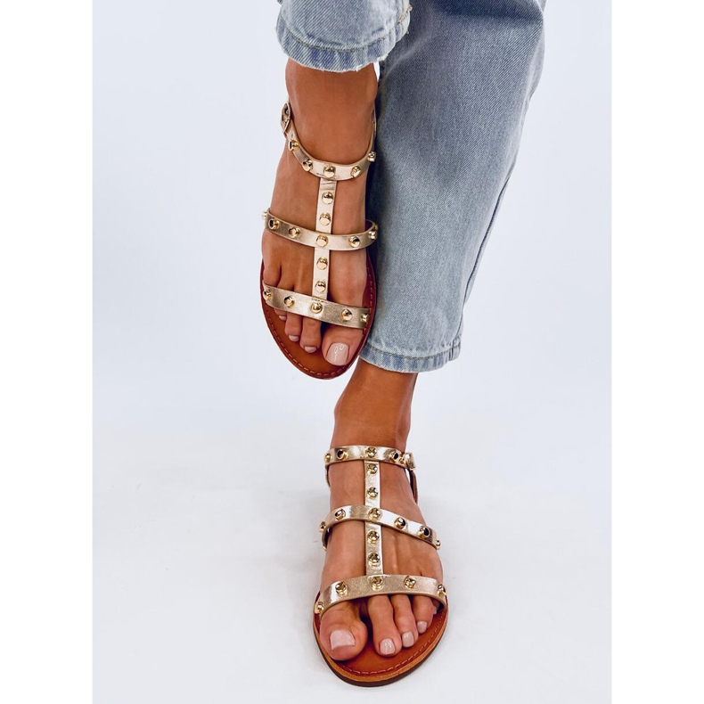 Sandály s cvočky Neha Gold zlatý 1