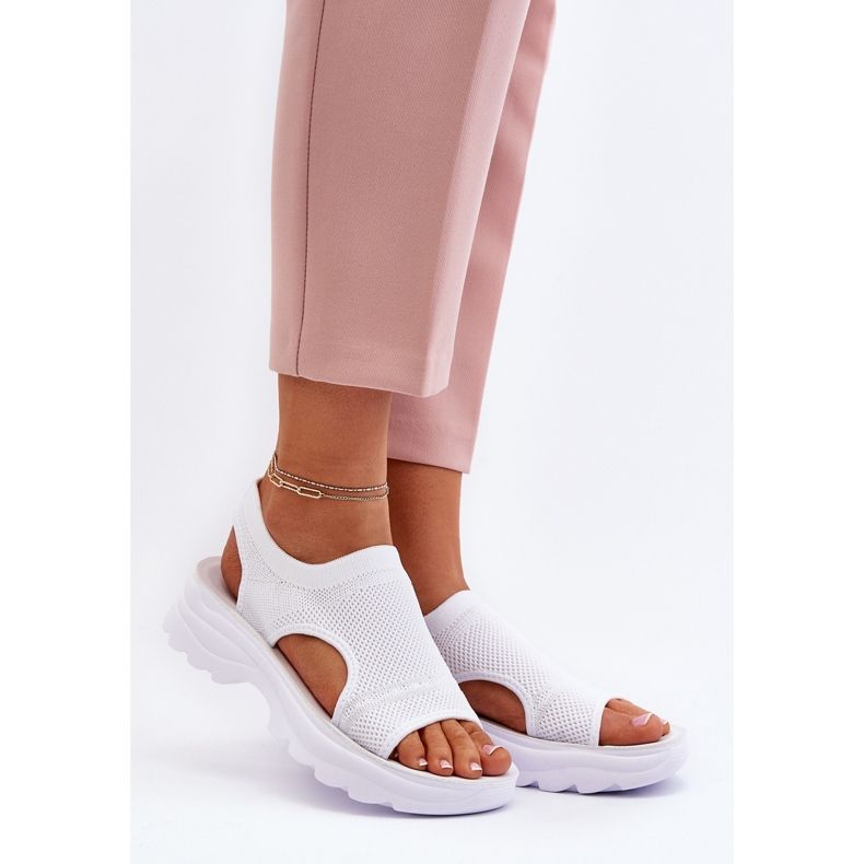 Dámské sportovní sandály se silnou podrážkou, bílá Deinaleia bílý 1