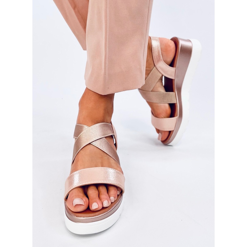 Sandály na klínku Caden Champagne růžový 1 Sandály na klínku Caden Champagne růžový 1