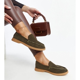 Tmavě zelené semišové boty od Rumay zelený 1