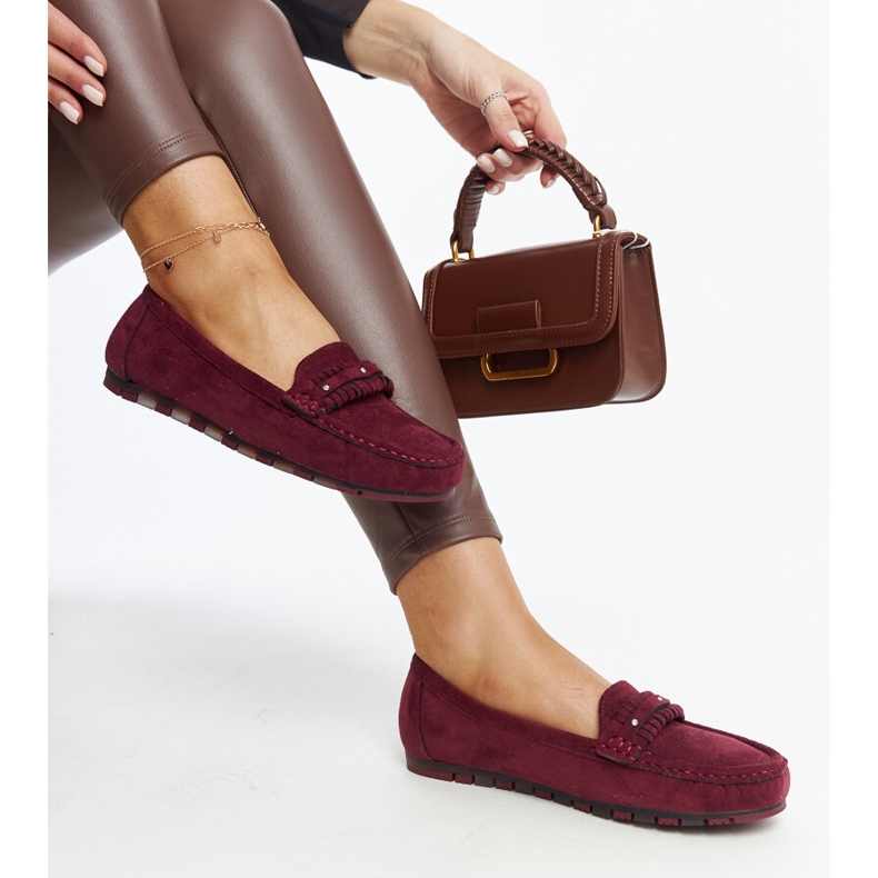 Vínové mokasíny s ozdobným páskem od Widaad červené 1