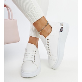 Bílé sportovní boty Meriana bílý 2