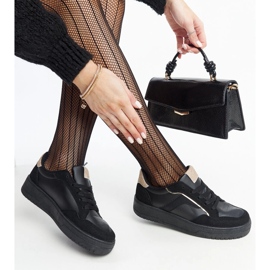 Černé tenisky na platformě Walda černý 1