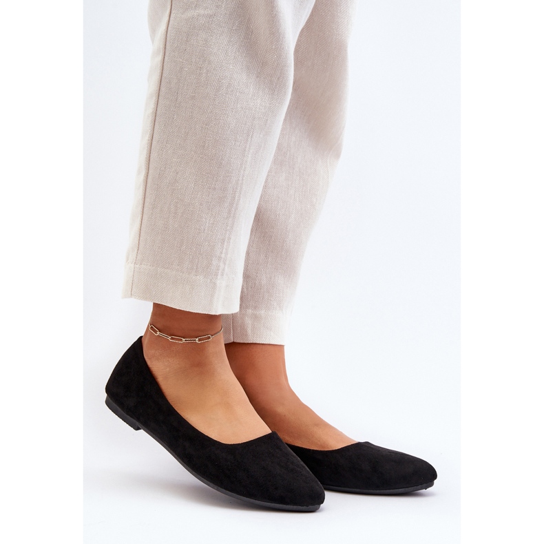 Černé dámské semišové baleríny Kommia černá 2