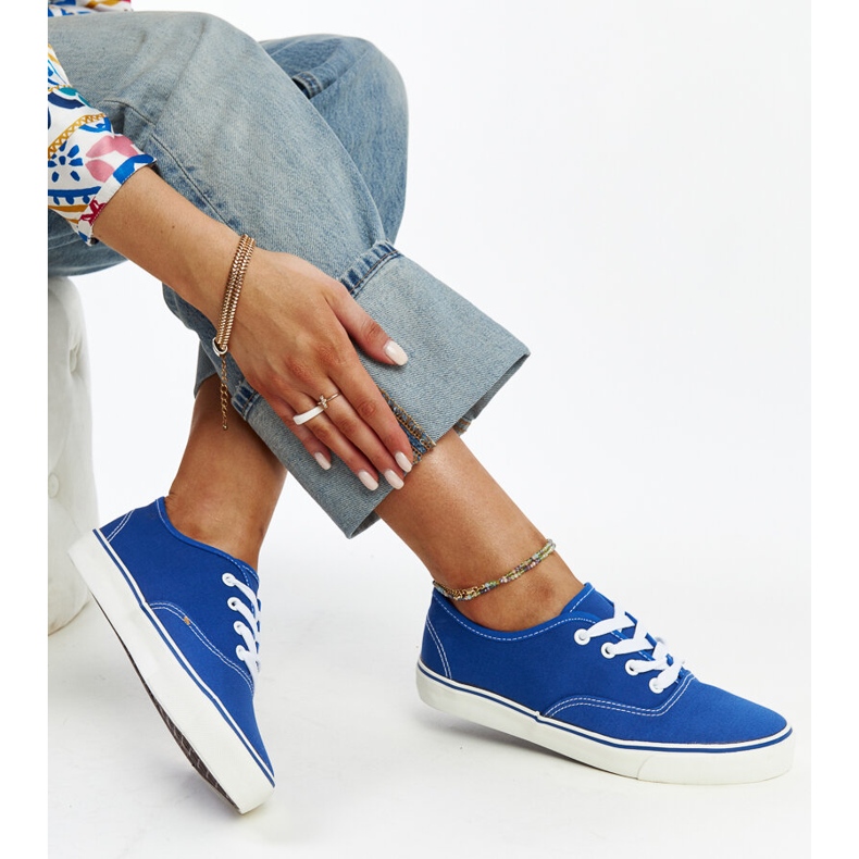 Modré klasické tenisky Erla modrý 1