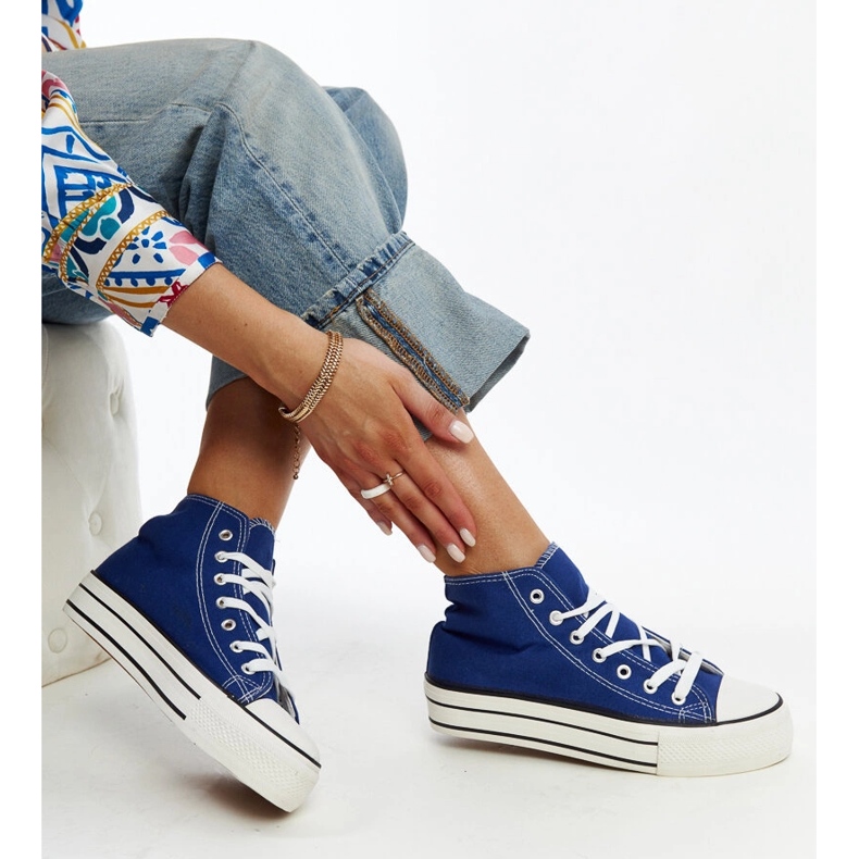 Modré vysoké tenisky se silnou podrážkou od Bagy modrý 1