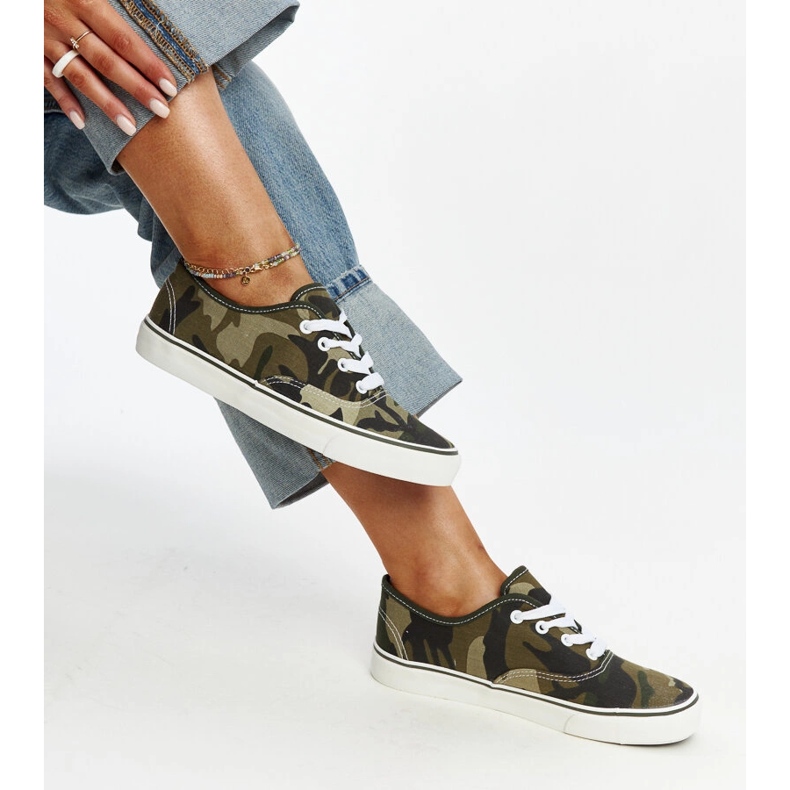 Zelené vojenské tenisky Erla zelená 1