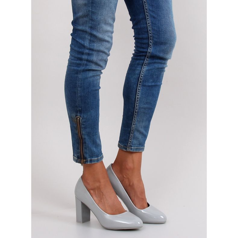 Lakovaná čerpadla s širokým podpatkem m263p Šedá 1