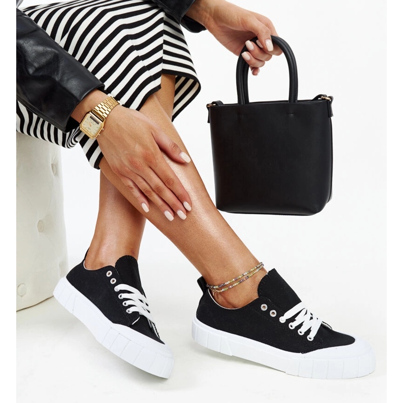 Černé látkové tenisky Eduard černá 1