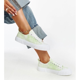 Světle zelené látkové tenisky Jerina zelený 1