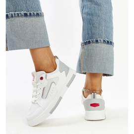 Bílé dámské tenisky Cross Jeans bílý 4