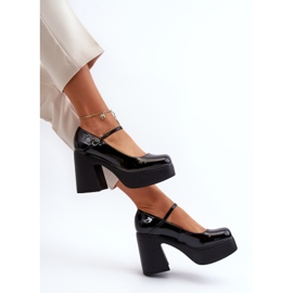 Dámské lakované boty na platformě a vysokém podpatku Big Star NN274004 Černá 1