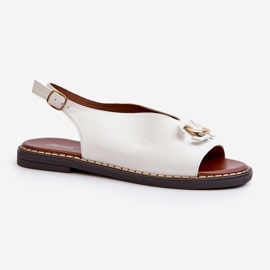 Dámské sandály na plochém podpatku s ozdobou, bílá Loraeleh bílý 1 Dámské sandály na plochém podpatku s ozdobou, bílá Loraeleh bílý 1