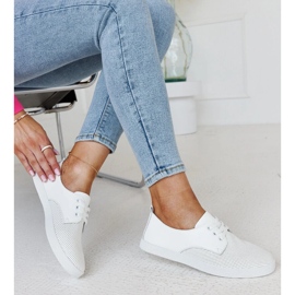 Bílé klasické kožené tenisky Radwa bílý 1