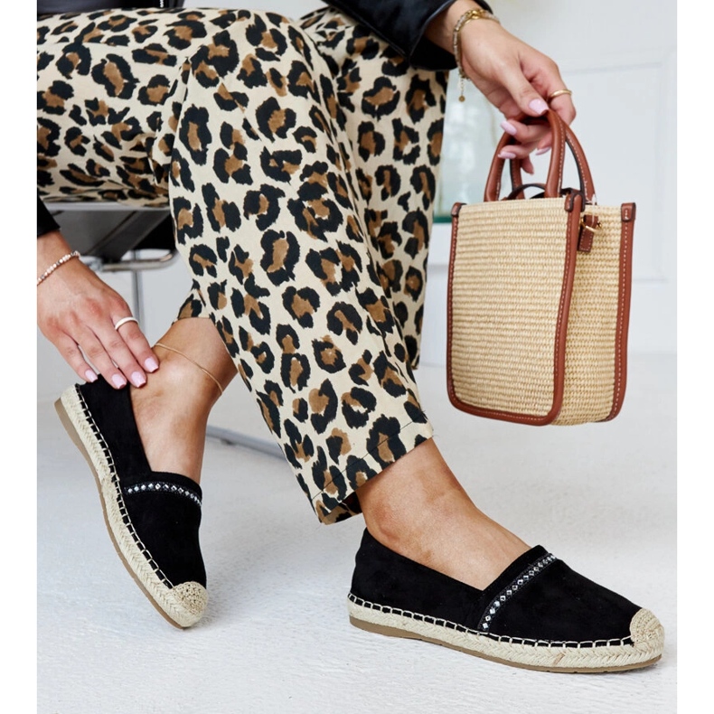 Černé espadrilky s kamínky Abia černá 1