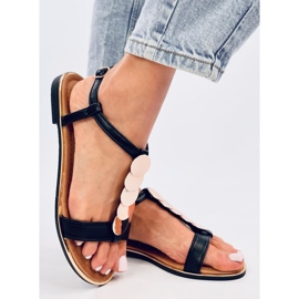 Černé sandály Ennes se zlatým zdobením černá 2