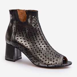 Kožené prolamované boty Maciejka 05420-01 Černá černý 2