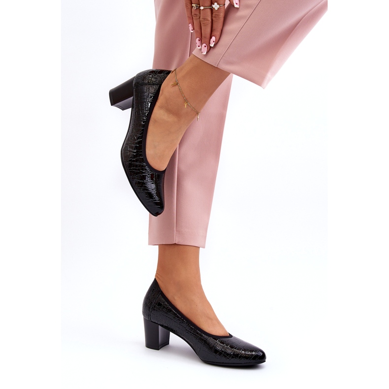 Vinceza Lakované lodičky s černou ražbou černá 2