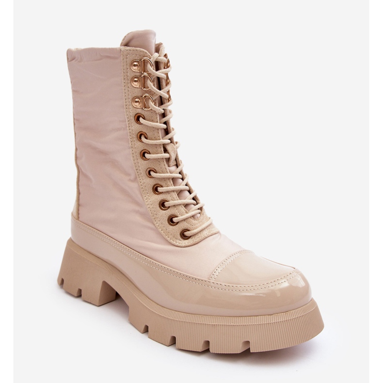 Béžové zateplené pracovní boty na plochém podpatku značky Saranema béžový 2