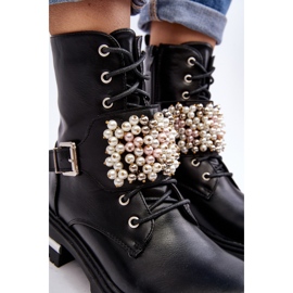 Zateplené dámské pracovní kotníkové boty zdobené černými Venizi černá 2 Zateplené dámské pracovní kotníkové boty zdobené černými Venizi černá 2