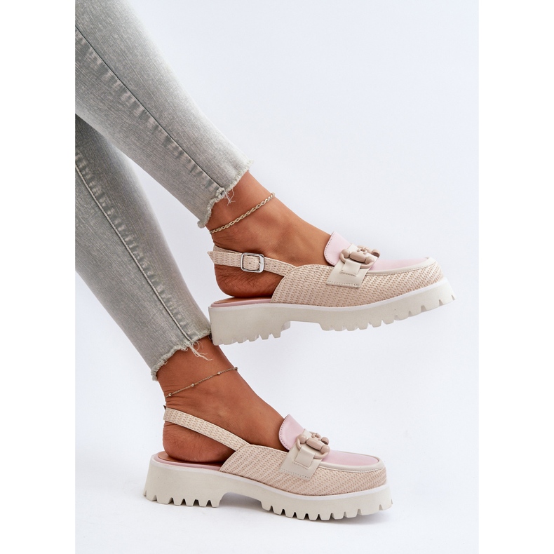 S.Barski Dámské sandály na plochém podpatku s ozdobou Béžová D&amp;A MR38-656 béžový 1