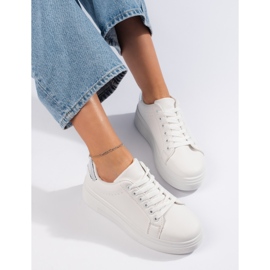 Bílé dámské sportovní boty bílý 1