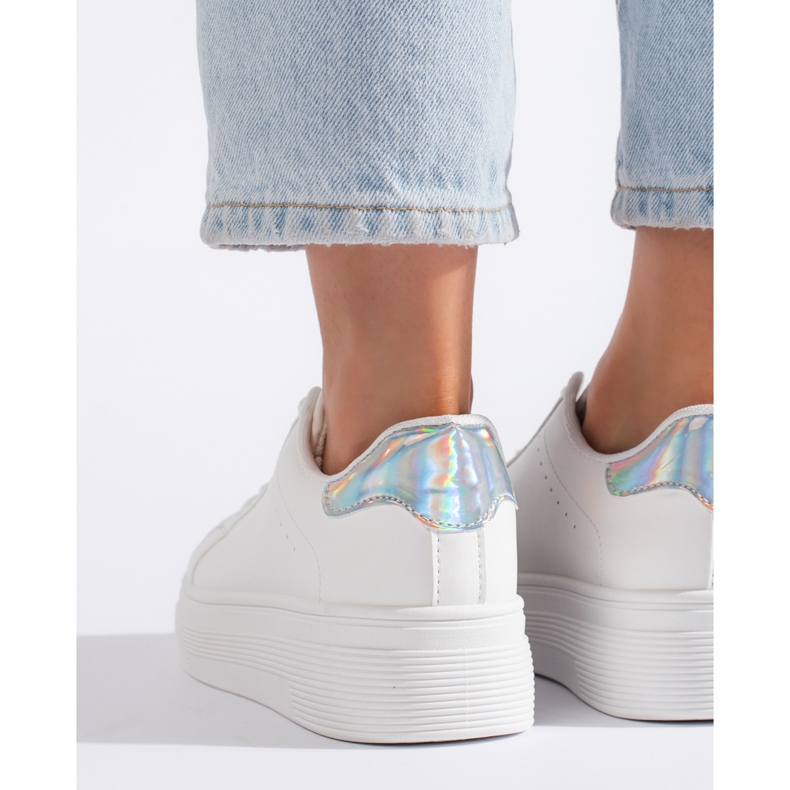 Bílé dámské sportovní boty bílý 2