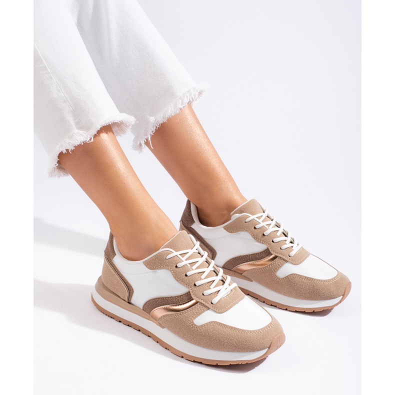 Béžové dámské sportovní boty béžový 1