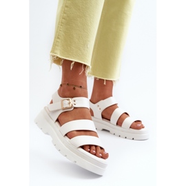 Dámské sandály na masivní podrážce, bílá Nicarda bílý 2