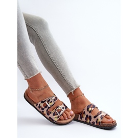 Béžové a hnědé dámské žabky s přezkami Oliena béžový 1