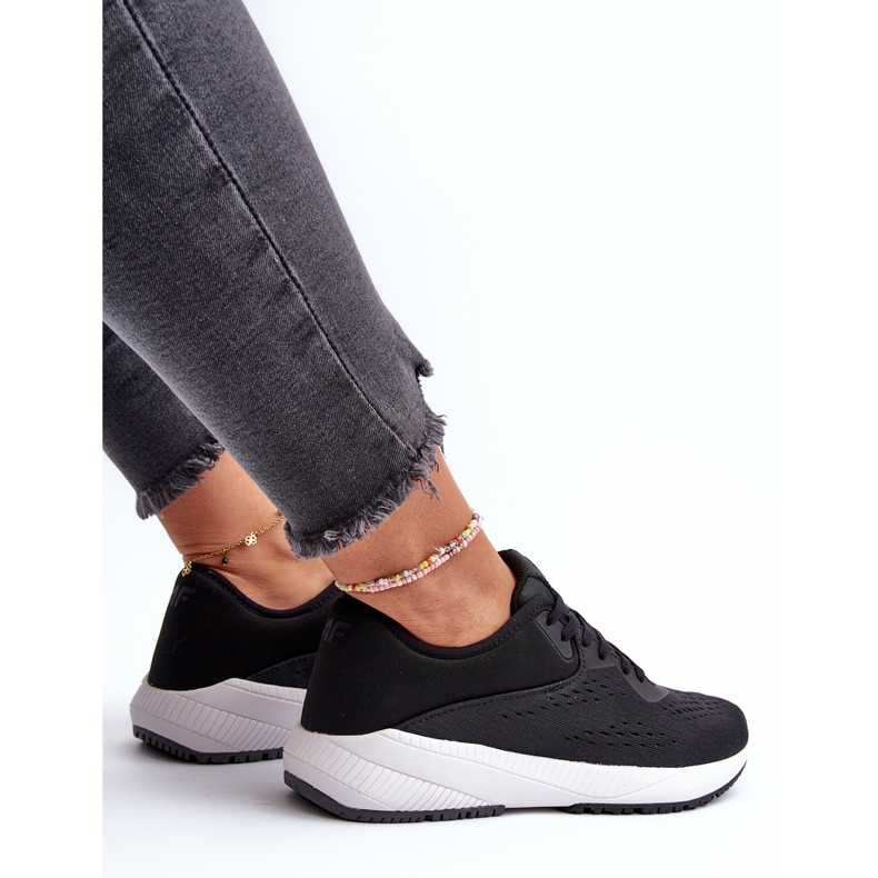 Dámská sportovní obuv 4F 4FRSS24FSPOF056 Černá 1 Dámská sportovní obuv 4F 4FRSS24FSPOF056 Černá 1