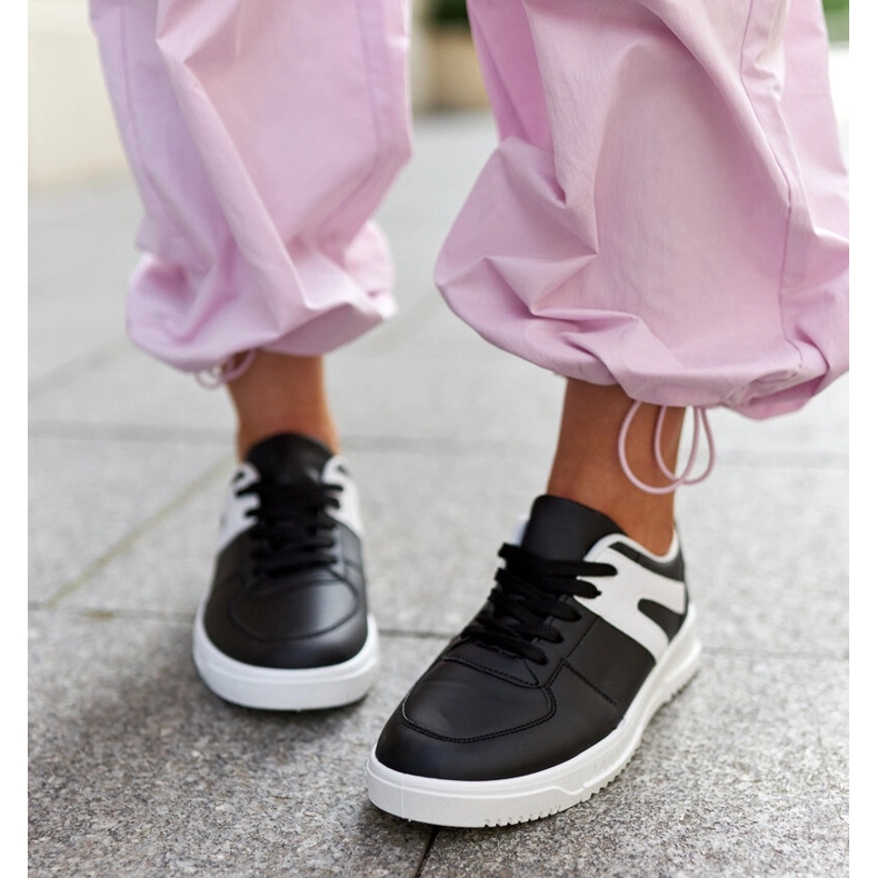 Černé sportovní tenisky Hagara černá 1