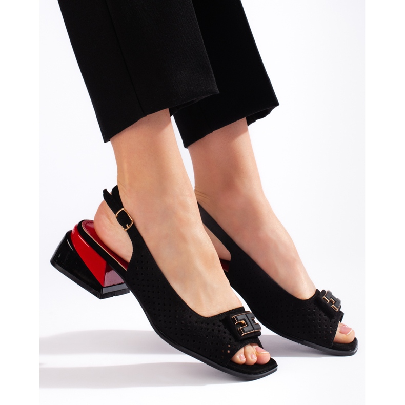 Goodin Dámské prolamované sandály na nízkém podpatku, černé černá 2