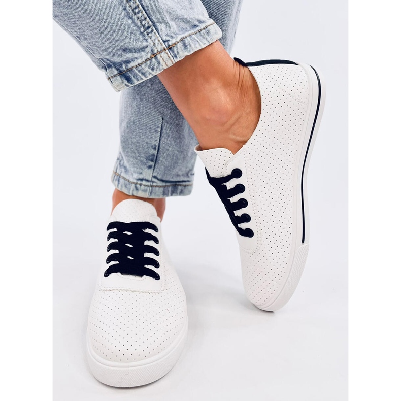 Dámské prolamované tenisky Costier Black bílý 1