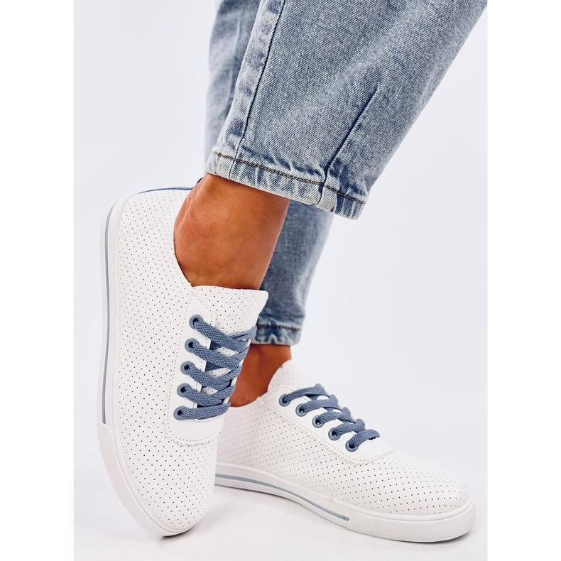 Dámské prolamované tenisky Costier Light Blue bílý 2 Dámské prolamované tenisky Costier Light Blue bílý 2