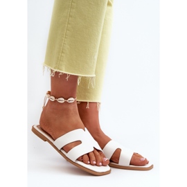 Dámské ploché žabky s výřezy Bílá Fiviama bílý 2 Dámské ploché žabky s výřezy Bílá Fiviama bílý 2