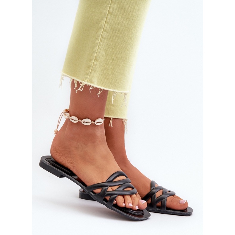 Dámské žabky z eko kůže na plochém podpatku, černá, Moldela 2 Dámské žabky z eko kůže na plochém podpatku, černá, Moldela 2