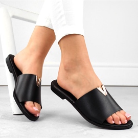 Černé dámské žabky eVento 7736 na nízkém podpatku černá 1