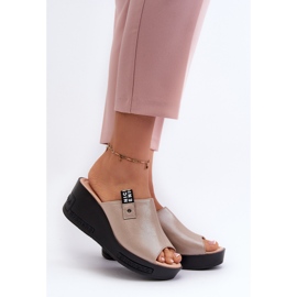 Vinceza Dámské žabky na klínu Golden Vleni zlatý 2