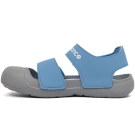 Sandály New Balance SYA809R3 modrý 1