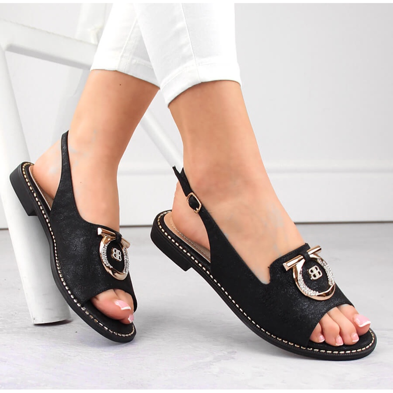 Pohodlné dámské sandály se zdobením, černé S.Barski 053 černá 1