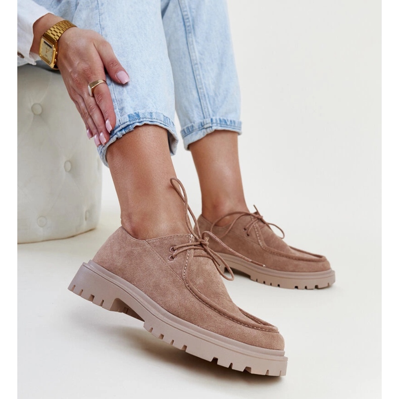 Tmavě béžové semišové klasické boty Keiko béžový 1