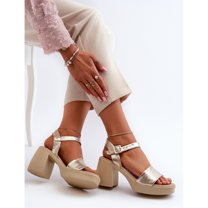 Zazoo 40386 Dámské kožené sandály na bloku, zlaté zlatý 1
