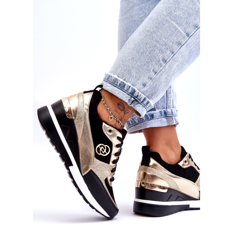 Evento Dámské šněrovací tenisky na klínku černá a zlatá Genova 3 Evento Dámské šněrovací tenisky na klínku černá a zlatá Genova 3