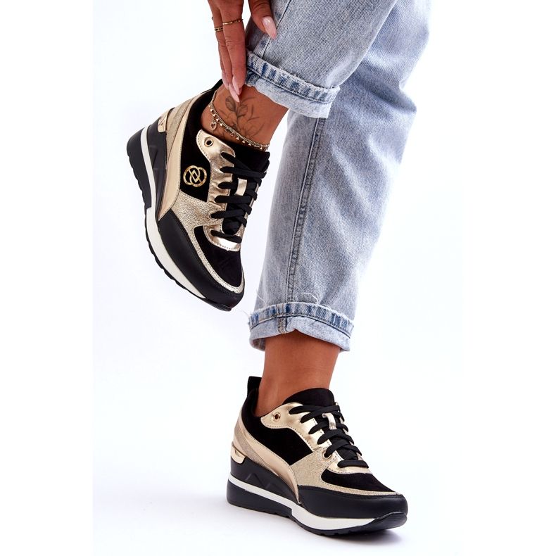 Evento Dámské šněrovací tenisky na klínku černá a zlatá Genova 1 Evento Dámské šněrovací tenisky na klínku černá a zlatá Genova 1